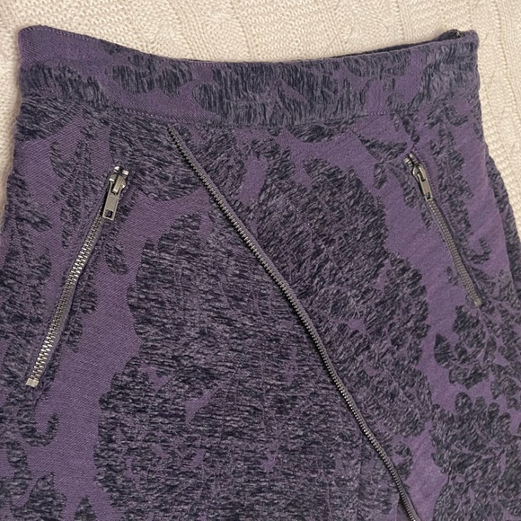 Retro Whimsigoth Urban Outfitters Retro Textured Zipper Detail Mini Skirt Small - Picture 3 of 8